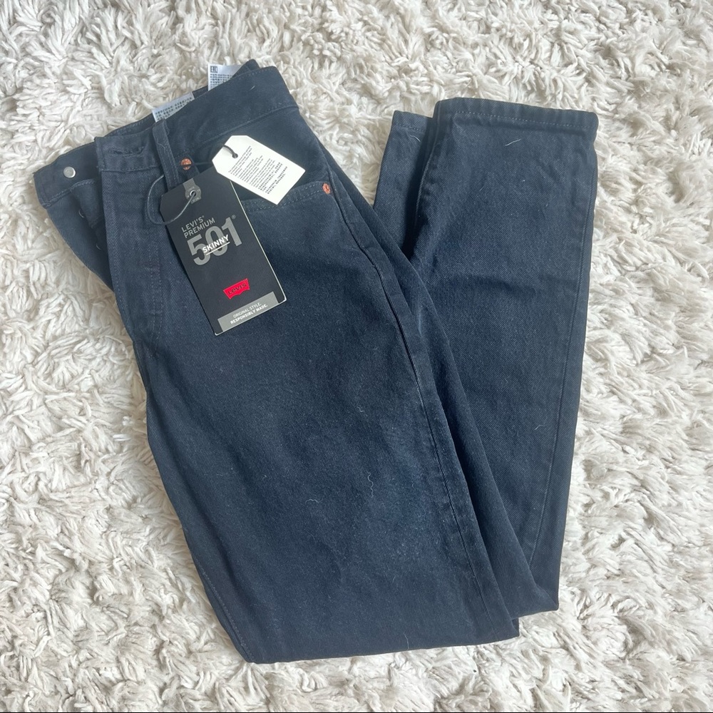 NWT Women’s Levi’s 501 Black Skinny Jeans Size 28